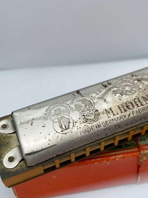 Echo m deals hohner harmonica 1927